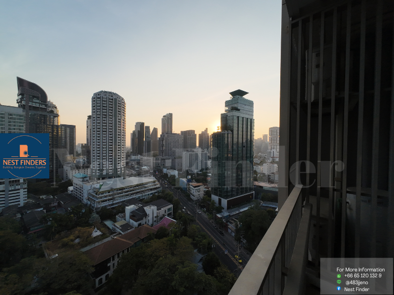 ให้เช่าคอนโดสุขุมวิท อโศก ทองหล่อ : Corner Unit with Stunning City Views : For Rent: Quattro by Sansiri