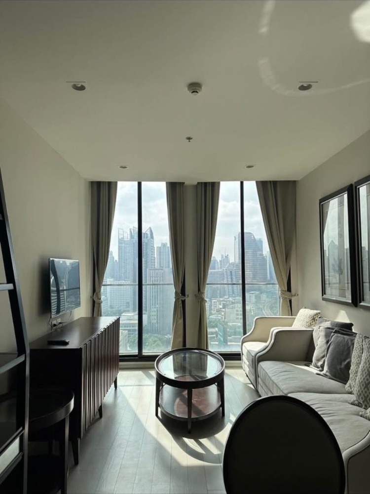 For SaleCondoWitthayu, Chidlom, Langsuan, Ploenchit : ● Newly room ● 20+ Floor, 58.69 sq.m. | 1 Bedroom, 1 Bathroom | Condo skywalk connect to BTS ploenchit and Central Embassy.