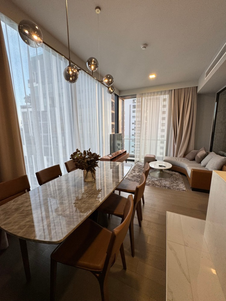 ให้เช่าคอนโดสุขุมวิท อโศก ทองหล่อ : LTHC11478 - Celes Asoke FOR RENT Size 106 sqm. 3 beds 3 baths Near BTS Asok Station ONLY 150K/Month