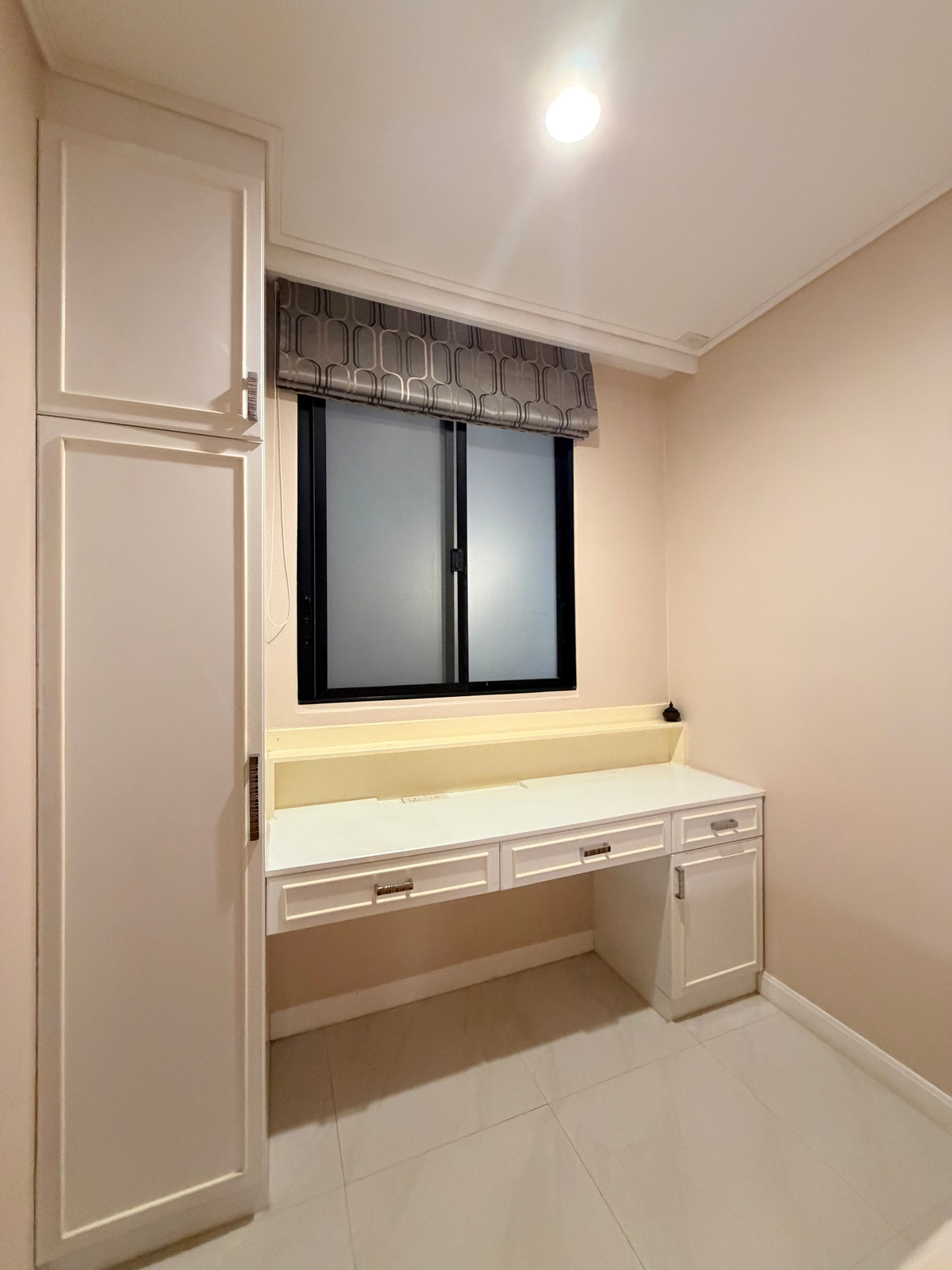 For RentCondoRatchadapisek, Huaikwang, Suttisan : 💥 For rent, cheapest price, Amanta Ratchada Condo, swimming pool view 🍃✨