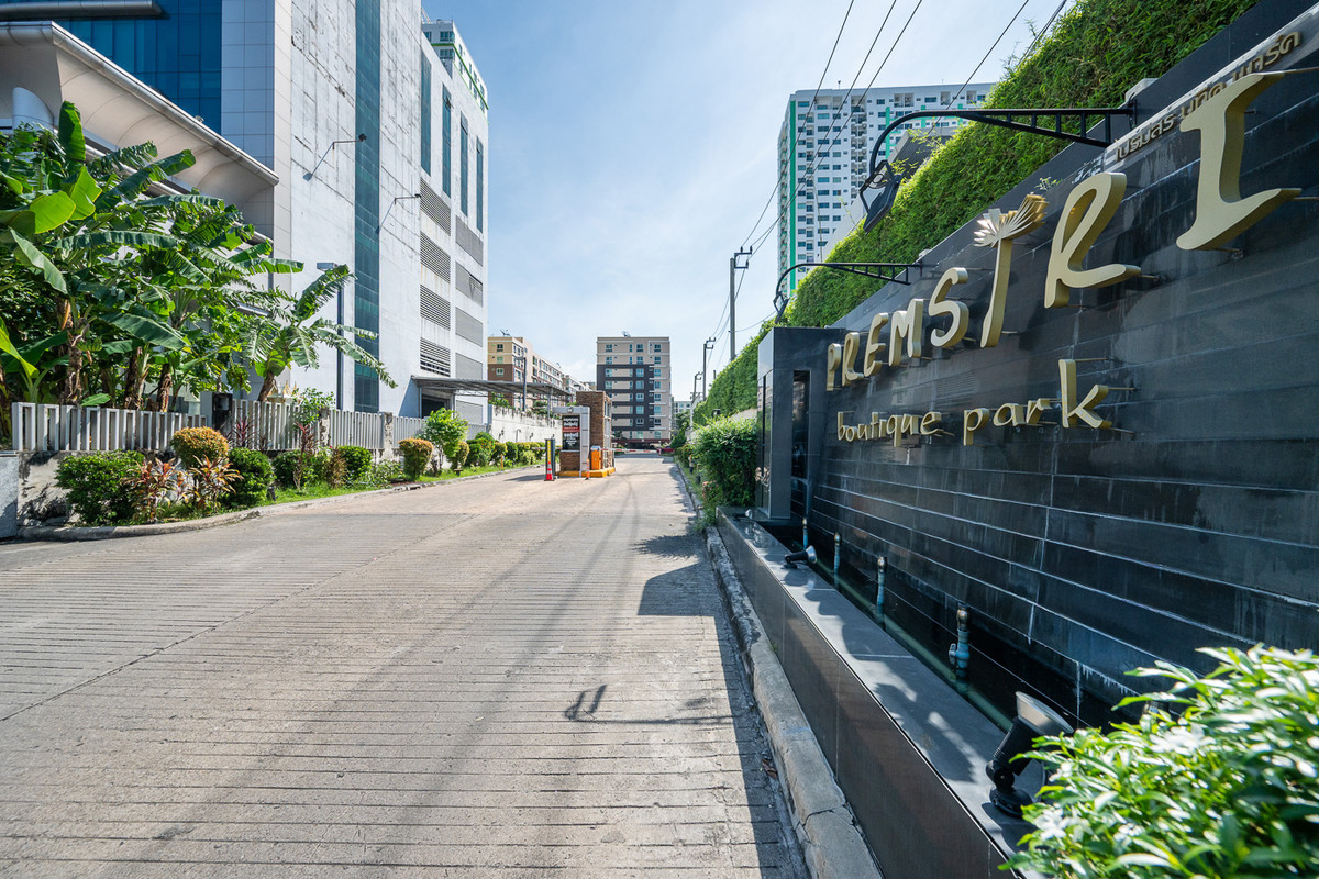 For SaleCondoKaset Nawamin,Ladplakao : Corner room, complete with furniture and appliances⭐Premsiri Boutique Park (Premsiri Boutique Park)