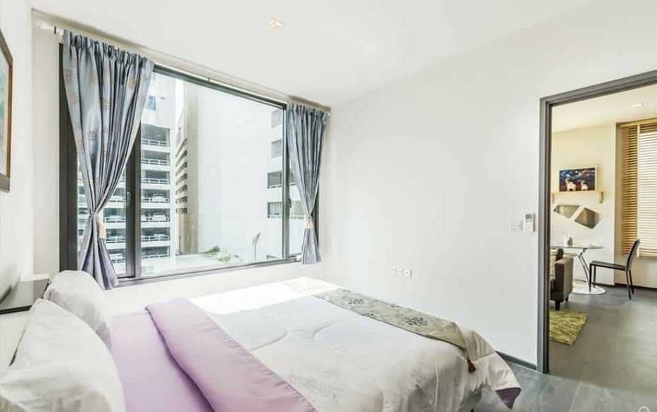 ขายคอนโดสุขุมวิท อโศก ทองหล่อ : ราคาดีที่สุดในตึก! 1 นอนใหญ่ 42.5 ตร.ม ทิศใต้ ห้องสวย สภาพดีมาก