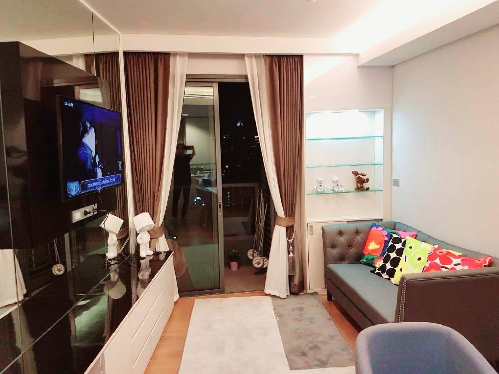 ให้เช่าคอนโดสุขุมวิท อโศก ทองหล่อ : For rent The Lumpini 24 (The Lumpini 24) Ready to move in (S15-32398)