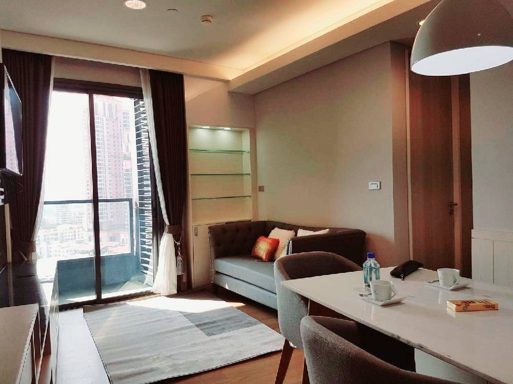 ให้เช่าคอนโดสุขุมวิท อโศก ทองหล่อ : For rent The Lumpini 24 (The Lumpini 24) Ready to move in (S15-32398)