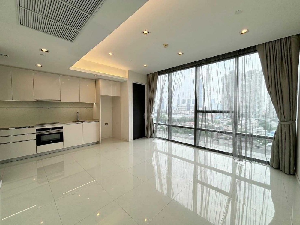 ขายคอนโดสาทร นราธิวาส : LTH11511 - The Bangkok Sathorn FOR SALE Size 61.28 sqm. 1 bed 1 bath Near BTS Surasak Station ONLY 13 MB
