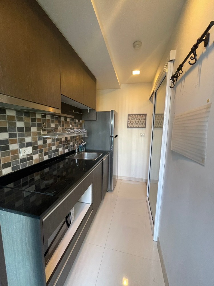 For SaleCondoOnnut, Udomsuk : For rent/sale: Monique Sukhumvit 64, near BTS Punnawithi, corner room, pool view, 2 bedrooms, 1 bathroom, ready to move in (51 square meters)