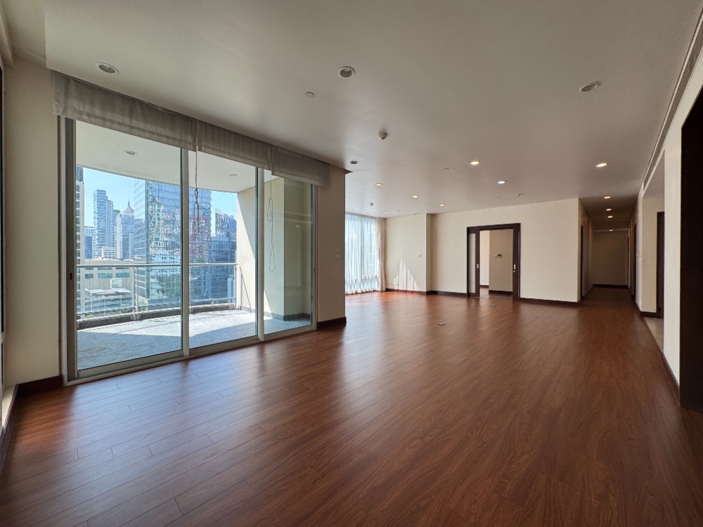 ขายคอนโดวิทยุ ชิดลม หลังสวน : ✨ขายคอนโดใจกลางเมืองทำเลดีที่ The Park Chidlom, 3ห้องนอน ,ห้องขนาดใหญ่ ใกล้ BTS ชิดลม พร้อมเข้าอยู่