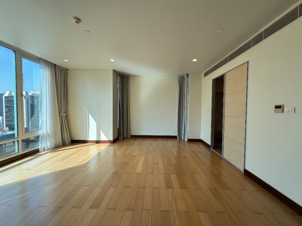 ขายคอนโดวิทยุ ชิดลม หลังสวน : ✨ขายคอนโดใจกลางเมืองทำเลดีที่ The Park Chidlom, 3ห้องนอน ,ห้องขนาดใหญ่ ใกล้ BTS ชิดลม พร้อมเข้าอยู่