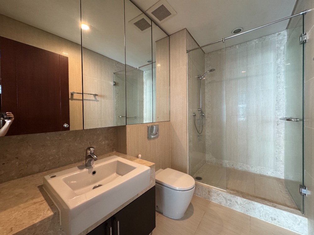 ขายคอนโดวิทยุ ชิดลม หลังสวน : ✨ขายคอนโดใจกลางเมืองทำเลดีที่ The Park Chidlom, 3ห้องนอน ,ห้องขนาดใหญ่ ใกล้ BTS ชิดลม พร้อมเข้าอยู่