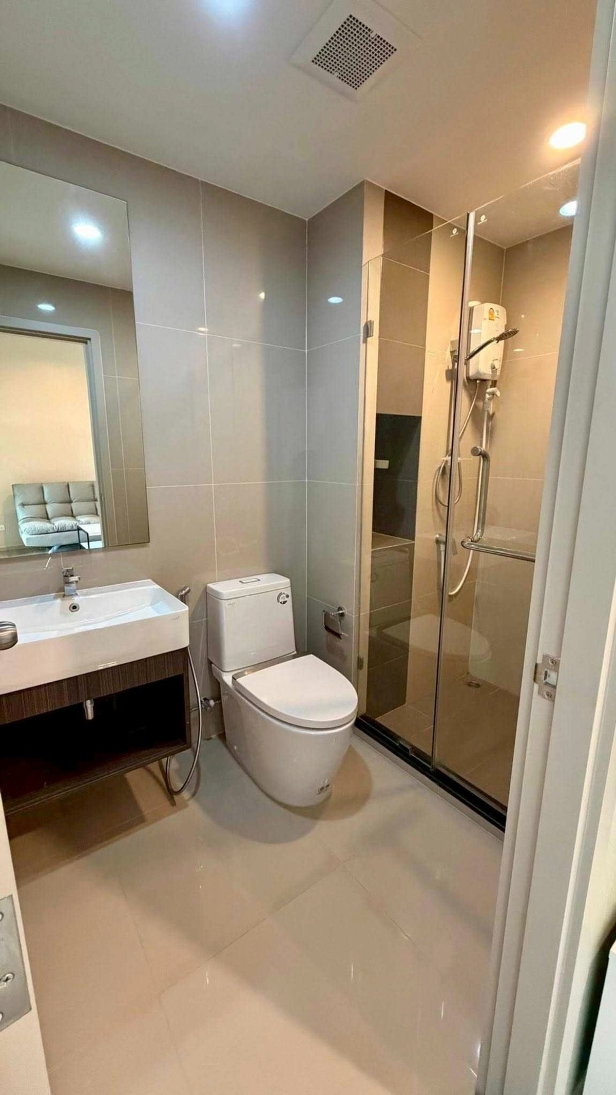 ให้เช่าคอนโดปิ่นเกล้า จรัญสนิทวงศ์ : 🏞️คอนโดวิวแม่น้ำ 🏞️  ให้เช่า ไอดีโอ จรัญฯ 70  ริเวอร์วิว✨