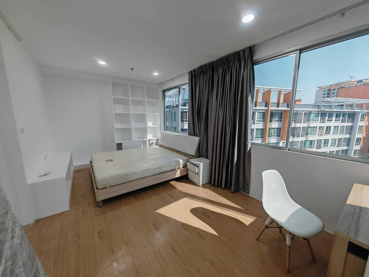 For RentCondoOnnut, Udomsuk : Spacious 1bedroom, 45sqm, bts udomsuk, true digital park, cloud 11. supermarket, sofa etc. offered