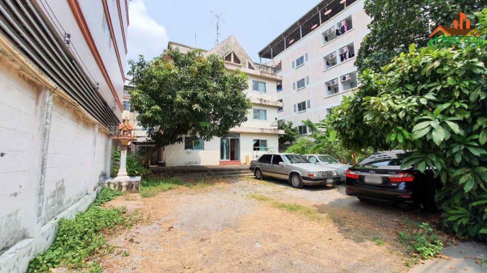 ขายบ้านบางซื่อ วงศ์สว่าง เตาปูน : บ้านตึก 3 ชั้น กรุงเทพ-นนท์33(ซอยเทวรัตน์1)
