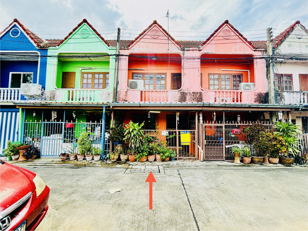 ขายทาวน์โฮมปทุมธานี รังสิต ธรรมศาสตร์ : ขาย ทาวน์โฮม ซอยสุขใจ ถนนปทุมธานี-สายใน พื้นที่ใช้สอย 112 ตรม เนื้อที่ 14 ตรว