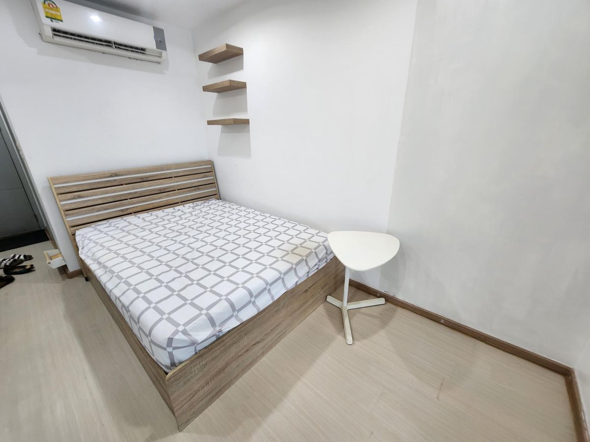 For RentCondoThaphra, Talat Phlu, Wutthakat : For rent, new room, Ideo Wutthakat (Ideo Wutthakat), next to BTS Wutthakat, 110 meters, including furniture + room 31 sq m + washing machine, dryer, only 12,000 baht