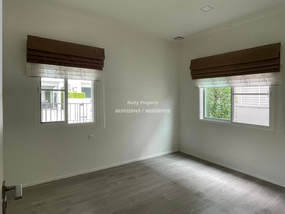 For SaleHouseLadkrabang, Suwannaphum Airport : Manthana Bangna-Wongwaen Sale-Rent Detached corner house, large area