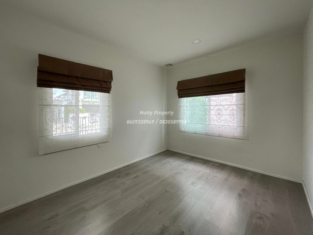 For SaleHouseLadkrabang, Suwannaphum Airport : Manthana Bangna-Wongwaen Sale-Rent Detached corner house, large area