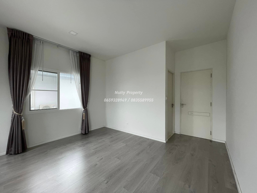 For SaleHouseLadkrabang, Suwannaphum Airport : Manthana Bangna-Wongwaen Sale-Rent Detached corner house, large area