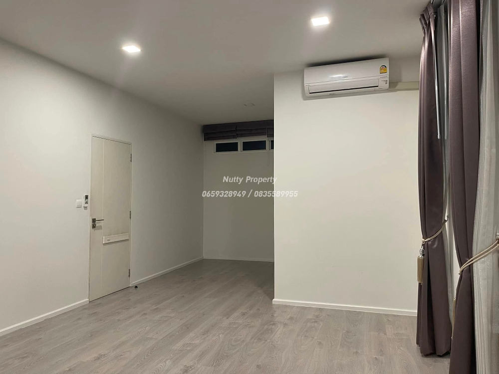 For SaleHouseLadkrabang, Suwannaphum Airport : Manthana Bangna-Wongwaen Sale-Rent Detached corner house, large area