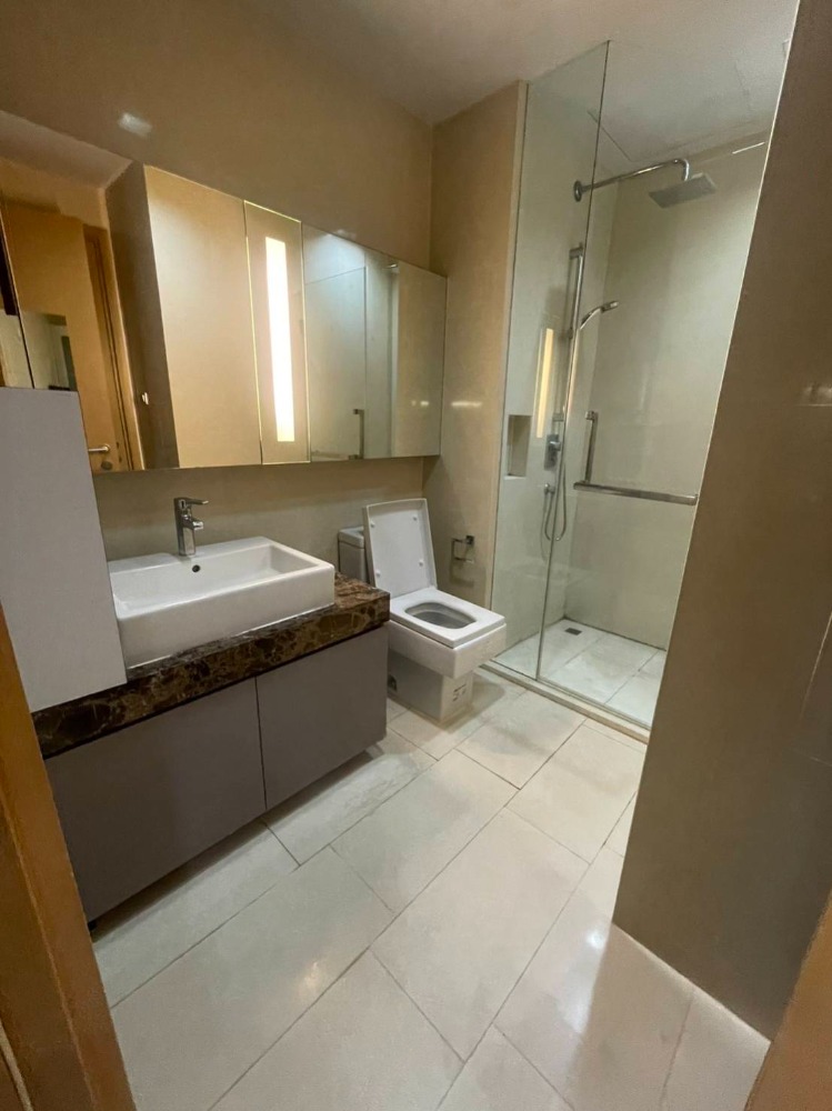 For SaleCondoNana, North Nana,Sukhumvit13, Soi Nana : For sale condo hyde sukhumvit 13 (S03-1735)