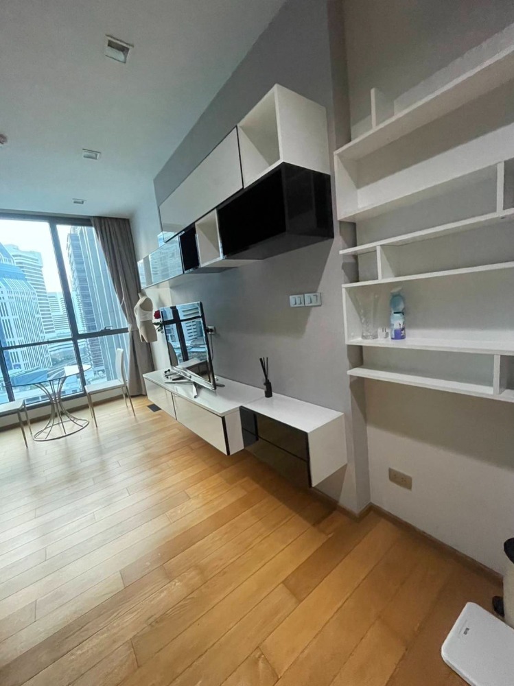 For SaleCondoNana, North Nana,Sukhumvit13, Soi Nana : For sale condo hyde sukhumvit 13 (S03-1735)
