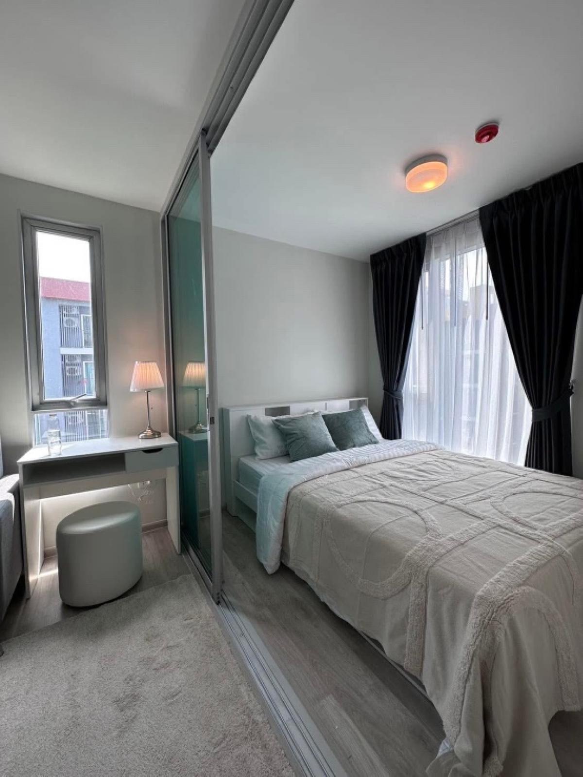 ให้เช่าคอนโดรามคำแหง หัวหมาก : ให้เช่า  Condo พลัม รามคำแหง 60 อินเตอร์เชนจ์ ชั้น : 7 ตึก : H ขนาดห้อง : 23 ตรม. ราคา : 8,000 บาท สถานที่ใกล้เคียง : Mrt แยกลำสาลี,เดอะมอลล์บางกะปิ