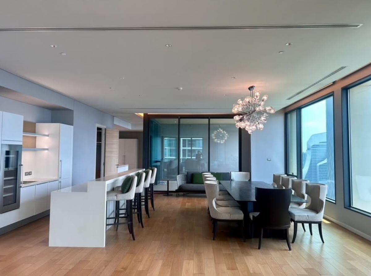 ขายคอนโดวิทยุ ชิดลม หลังสวน : For Sale : Sindhorn Residence  3Bed4Bath 347.36sqm 110MB