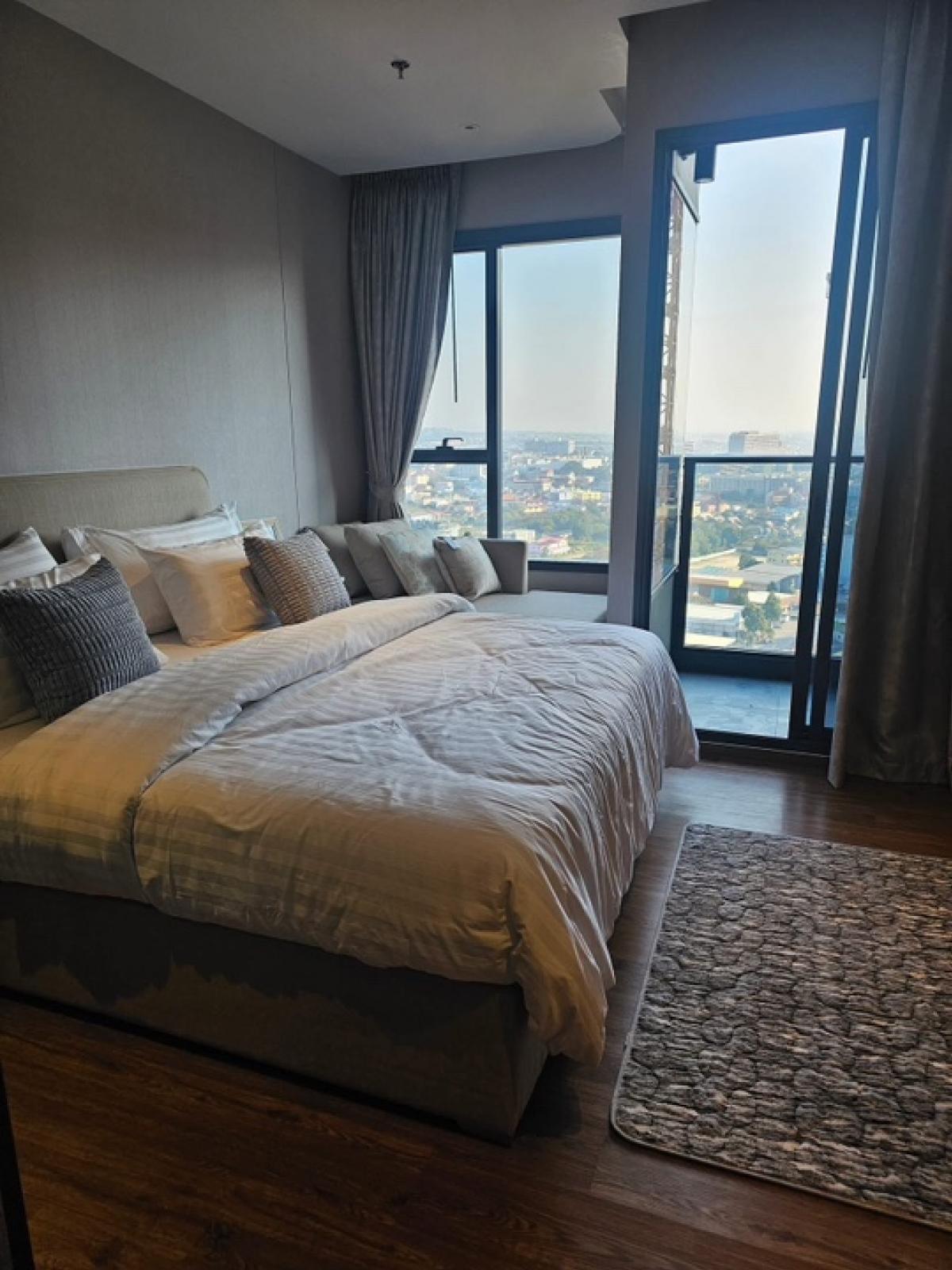 For RentCondoPattaya, Bangsaen, Chonburi : For Rent Once Pattaya 25,000 THB