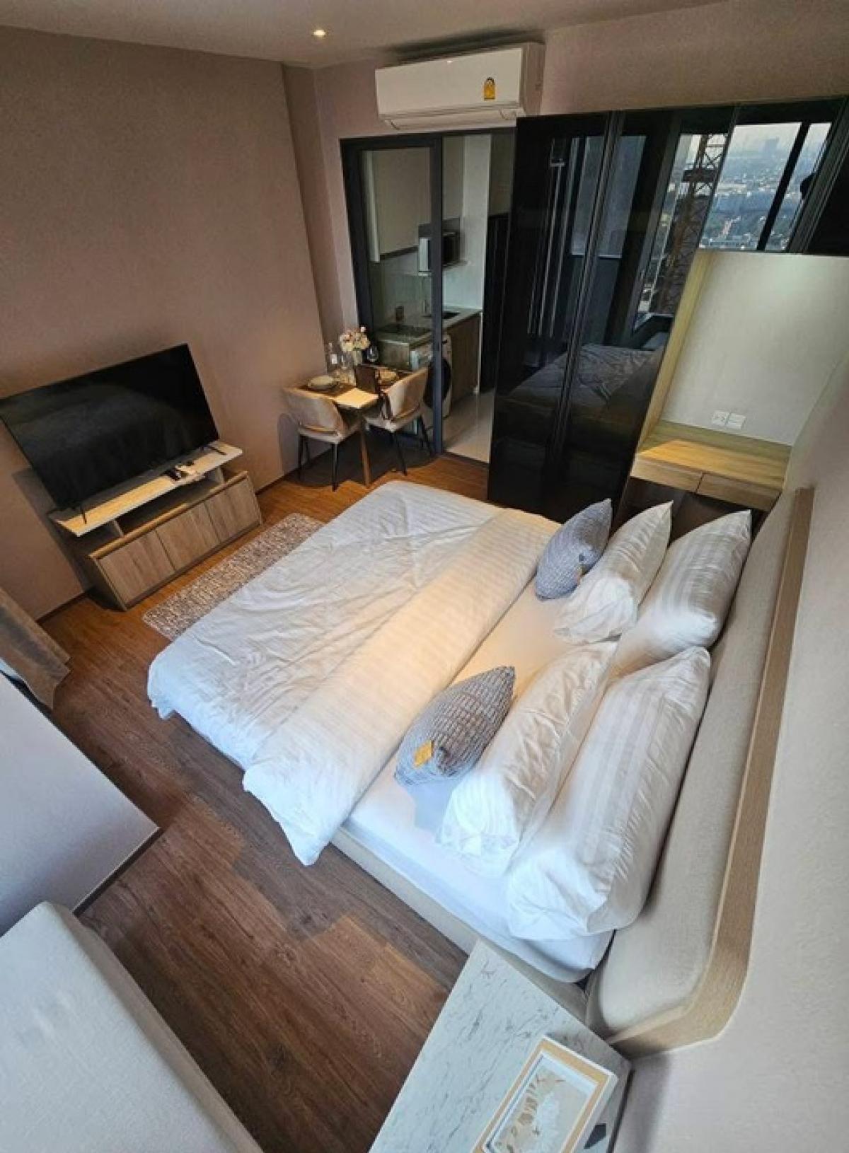 For RentCondoPattaya, Bangsaen, Chonburi : For Rent Once Pattaya 25,000 THB