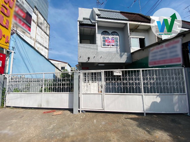 For SaleHouseNawamin, Ramindra : For sale: 2-storey townhouse, Khubon location