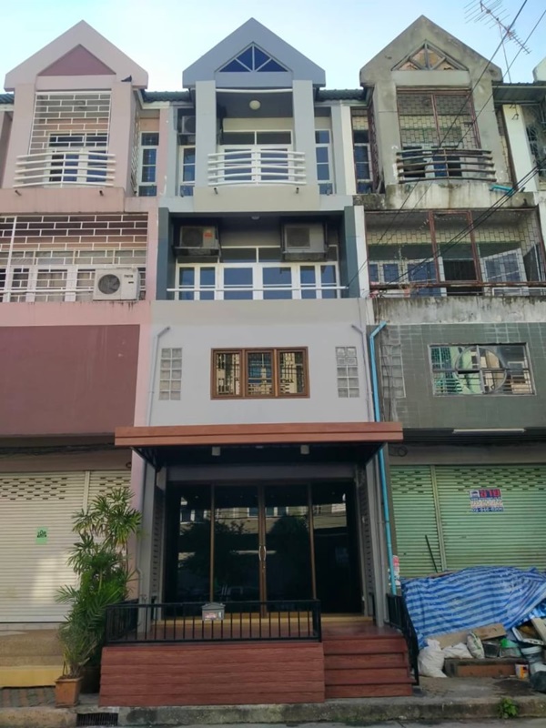For SaleShop HouseMin Buri, Romklao : Commercial building for sale, Minburi, Ramkhamhaeng Road