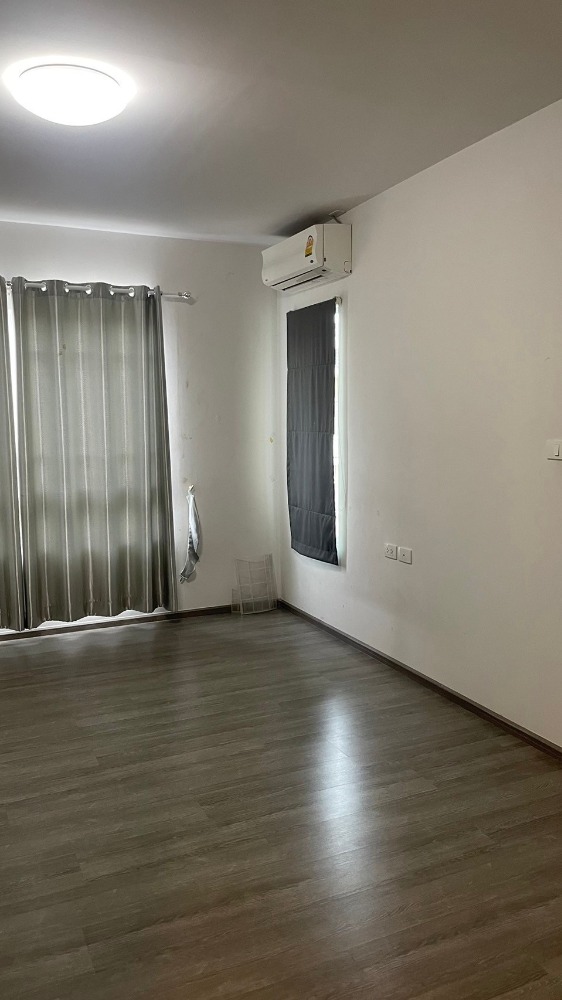 ให้เช่าทาวน์โฮมสมุทรปราการ สำโรง : ให้เช่า ทาวน์โฮม 2 ชั้น หลัง เมกะบางนา🔥🔥 🐶🐱อยู่ เลี้ยงน้องหมาแมวได้🐶🐱 🏡 อินดี้ บางนา กม.7 (2)  Indy Bangna Km.7 (2) 🏡 #NearMegaBangna . #รายละเอียด - 2 ห้องนอน 3 ห้องน้ำ - พท.18 ตร.ว. **อนุญาติให้เลี้ยงสัตว์ตัวเล