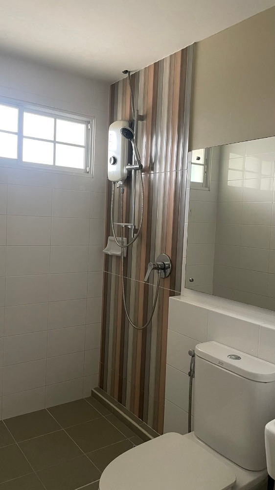 ให้เช่าทาวน์โฮมสมุทรปราการ สำโรง : ให้เช่า ทาวน์โฮม 2 ชั้น หลัง เมกะบางนา🔥🔥 🐶🐱อยู่ เลี้ยงน้องหมาแมวได้🐶🐱 🏡 อินดี้ บางนา กม.7 (2)  Indy Bangna Km.7 (2) 🏡 #NearMegaBangna . #รายละเอียด - 2 ห้องนอน 3 ห้องน้ำ - พท.18 ตร.ว. **อนุญาติให้เลี้ยงสัตว์ตัวเล