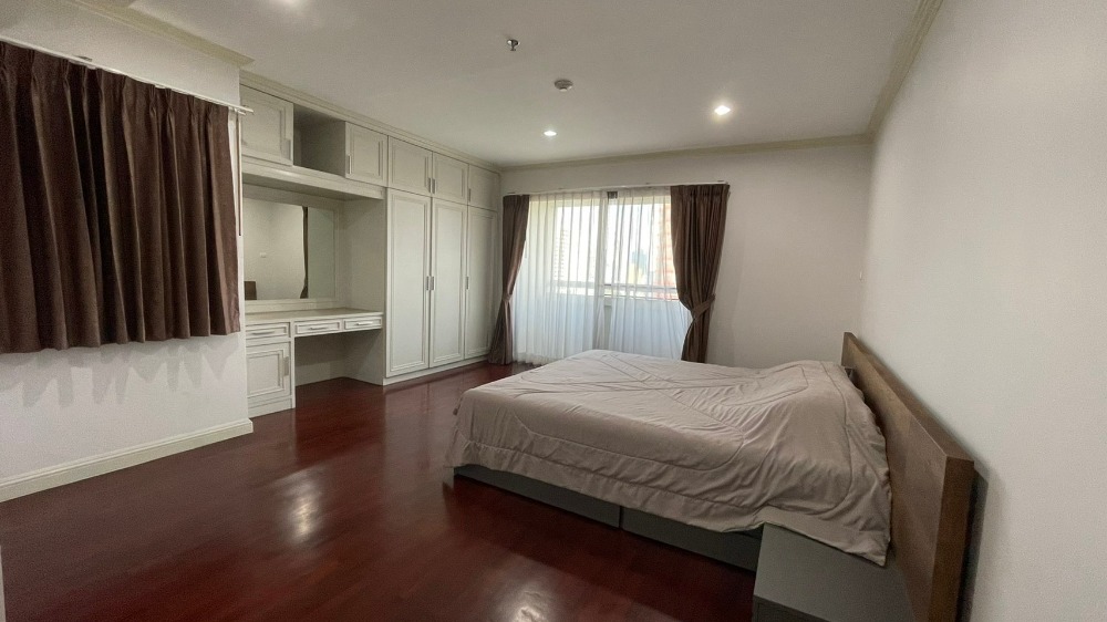 ขายคอนโดสุขุมวิท อโศก ทองหล่อ : บ้านสวนเพชรคอนโด ซอยสุขุมวิท 39 2ห้องนอน 3ห้องน้ำ ห้องขายหายาก ราคาดี สนใจสอบถสมได้นะคะ