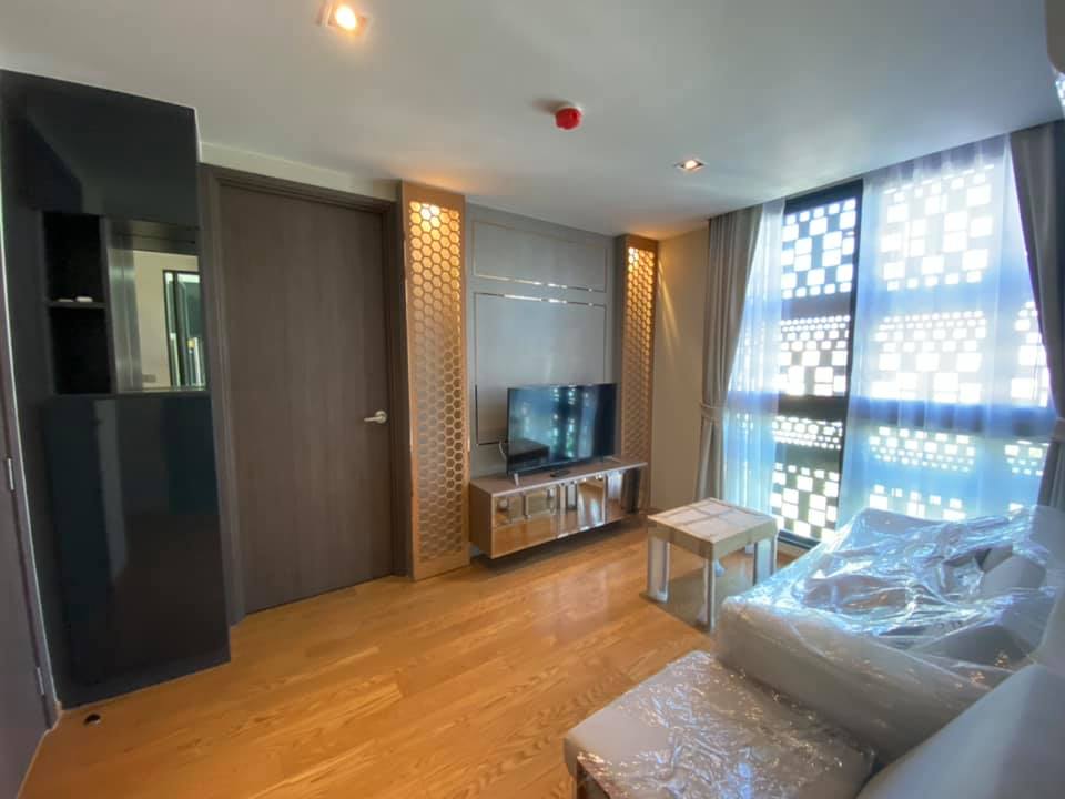 For SaleCondoSiam Paragon ,Chulalongkorn,Samyan : Altitude Define【𝐒𝐄𝐋𝐋 & 𝐑𝐄𝐍𝐓】🔥Fulfill every need with a fully furnished condo, modern luxury style, giving a warm feeling🔥 Contact Line ID: @hacondo
