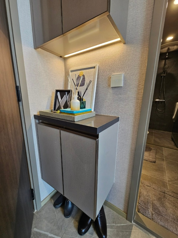 ขายคอนโดราชเทวี พญาไท : คอนโดใกล้จุฬา The Extro พญาไท-รางน้ำ 1 นอน ใกล้ BTS สถานีอนุสาวรีย์