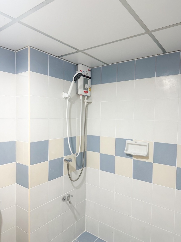 ขายคอนโดลาดพร้าว101 แฮปปี้แลนด์ : ขายห้องสวย!! คอนโด Lumpini Center Ladprao111 (ลุมพินี เซ็นเตอร์ ลาดพร้าว111) พร้อมลากกระเป๋าเข้าอยู่