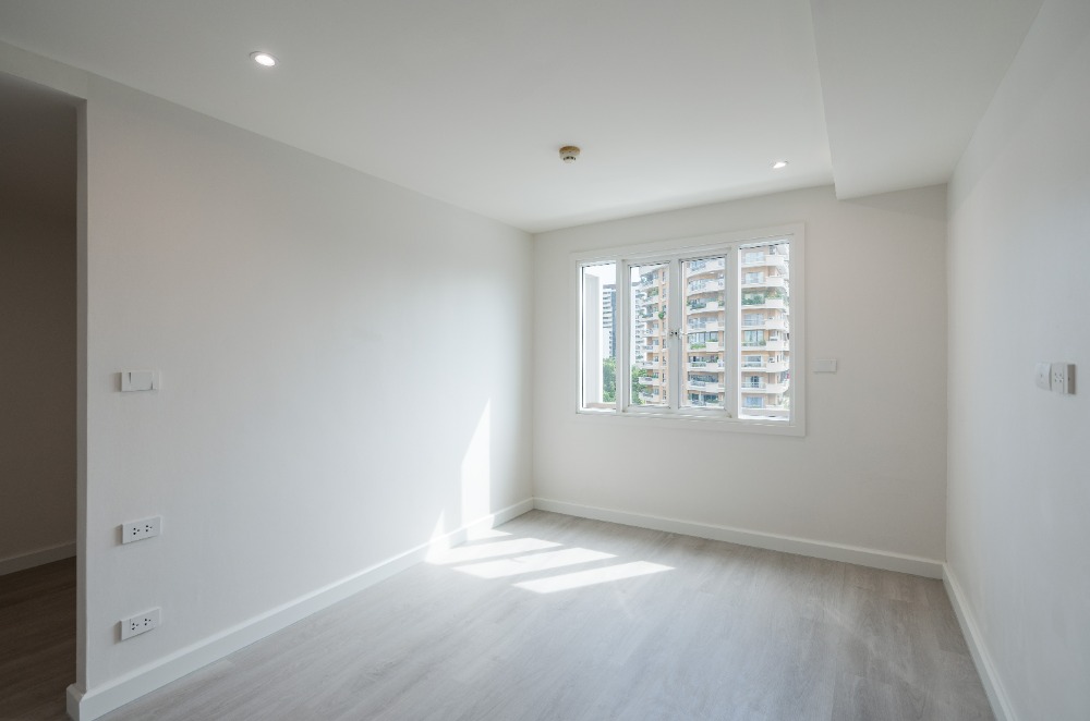 For SaleCondoSukhumvit, Asoke, Thonglor : 3 bed pet-friendly condo at Ekkamai, Fully furnished, Nice Decoration, Next to Big C and close to BTS Ekkamai station