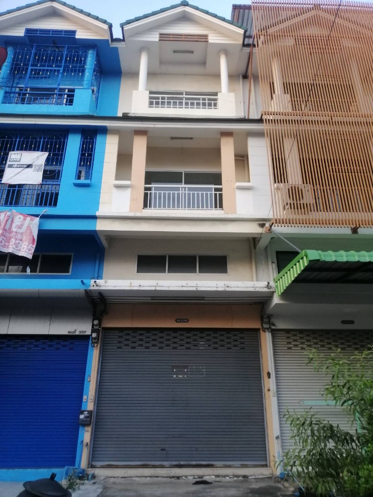 For SaleShop HouseRama 2, Bang Khun Thian : !! Urgent sale !! 1 commercial building, located on Tha Kham Road, Soi 23, Phra Ram 2 area.