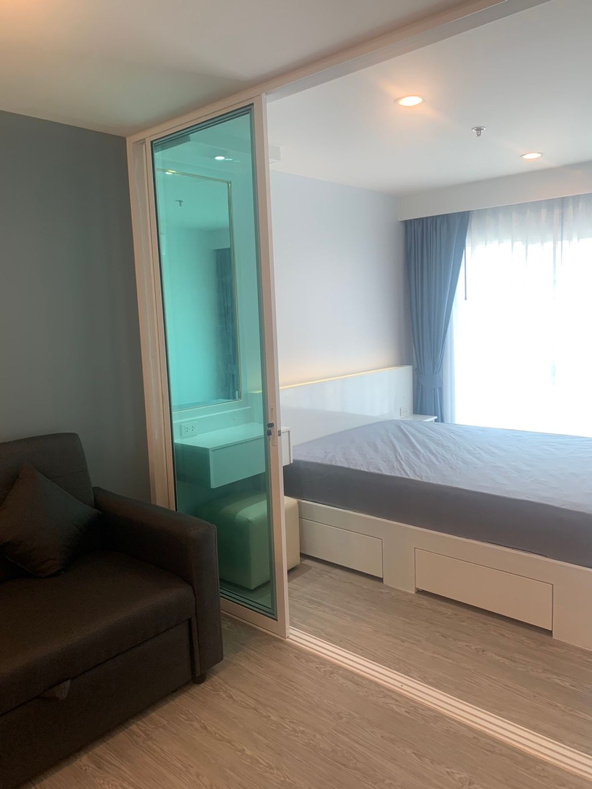 For RentCondoBangna, Bearing, Lasalle : Condo for rent, Regent Home Bangna, Building A, 14-16th floor, built-in, luxurious throughout the room, open view, very beautiful, rental price 11,000 baht
