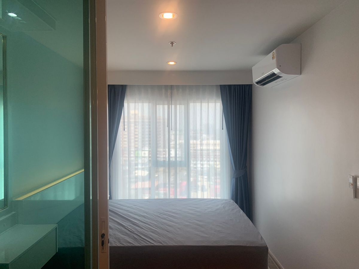 For RentCondoBangna, Bearing, Lasalle : Condo for rent, Regent Home Bangna, Building A, 14-16th floor, built-in, luxurious throughout the room, open view, very beautiful, rental price 11,000 baht