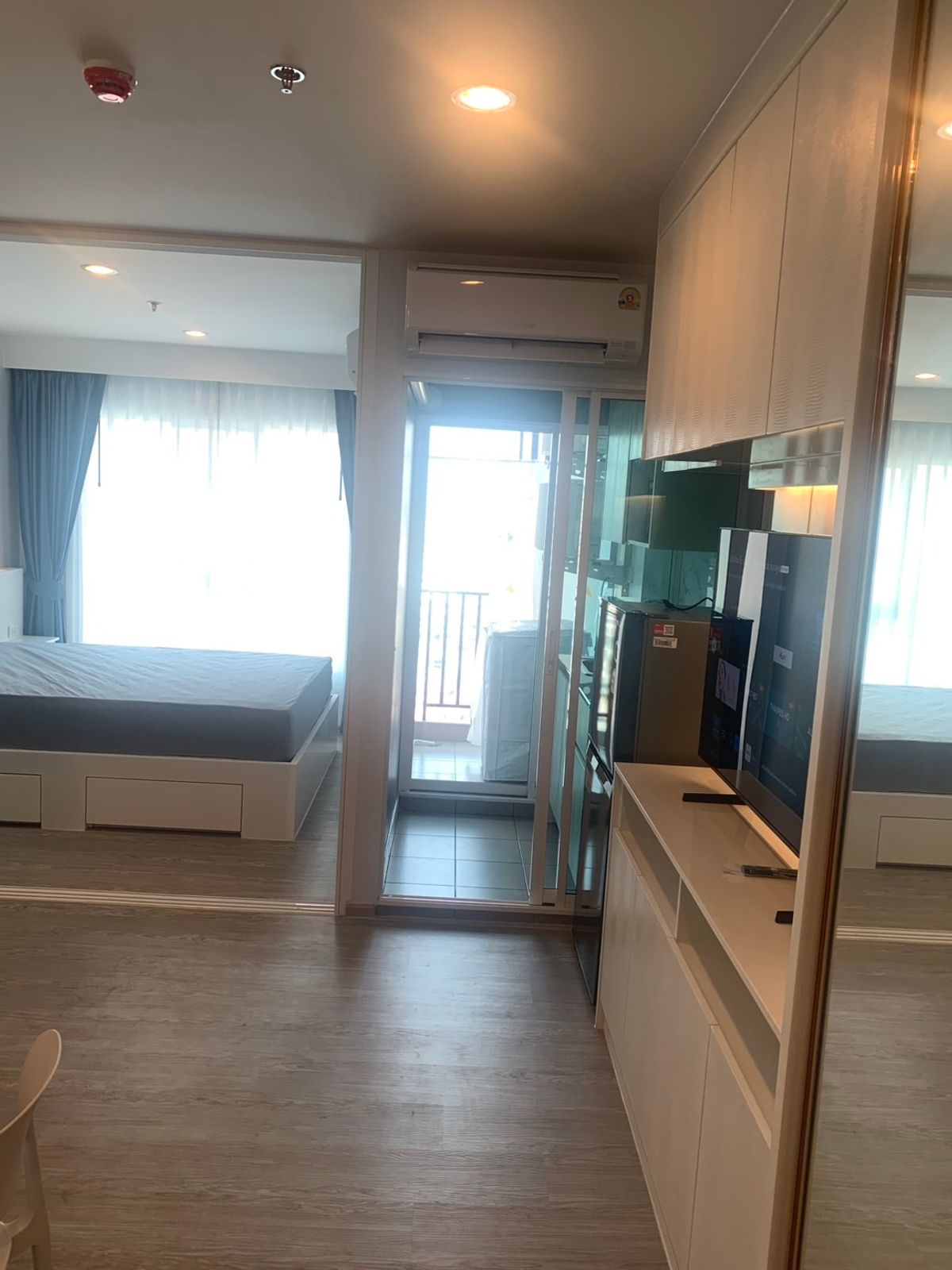 For RentCondoBangna, Bearing, Lasalle : Condo for rent, Regent Home Bangna, Building A, 14-16th floor, built-in, luxurious throughout the room, open view, very beautiful, rental price 11,000 baht