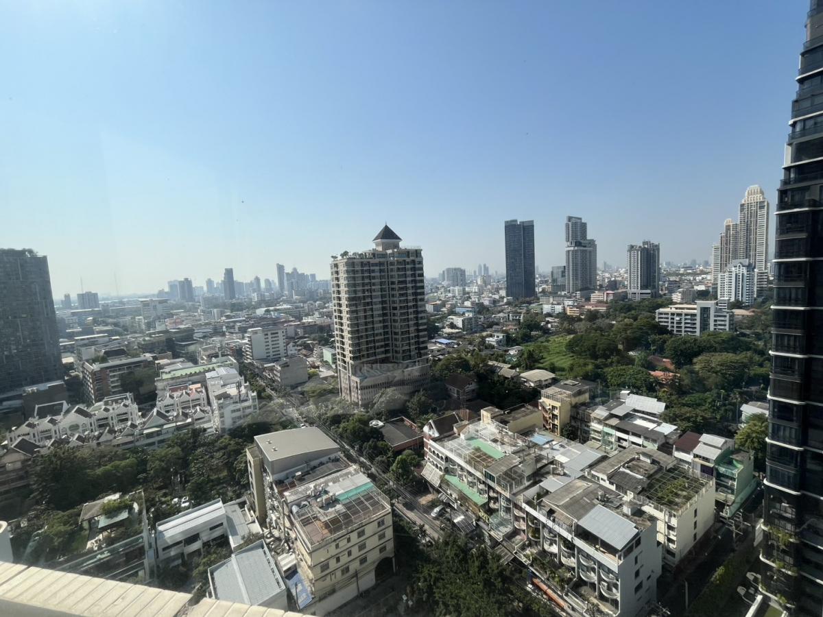 For RentCondoSathorn, Narathiwat : Urgent rent, rare room! 🔥 Baan Piya Sathorn 🔥 3bed 3bath + maids room in the heart of Sathorn, no more than 70k, no more, dont miss it!