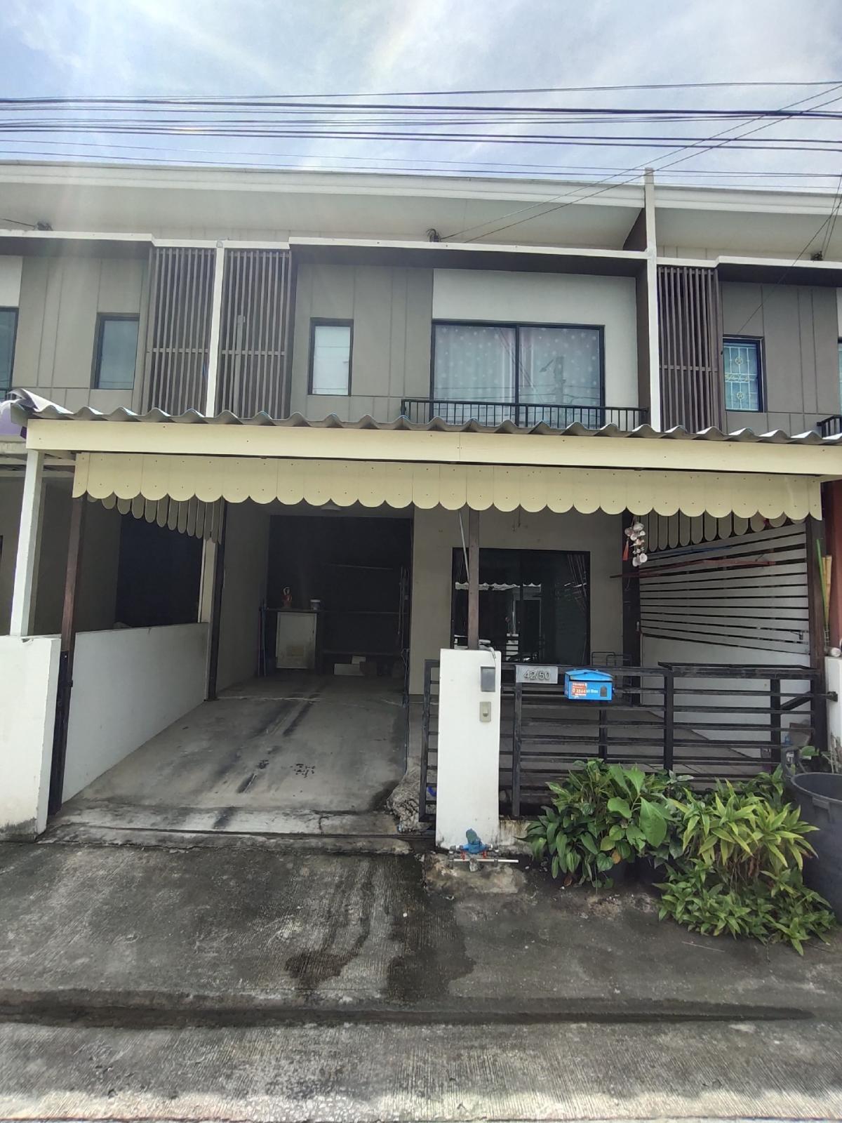 For RentTownhomeLadkrabang, Suwannaphum Airport : Selling or renting 2 -story townhome 18 sq. W. The Connect Suvarnabhumi, Soi King Kaew 37 phase 3, Kingkaew Road