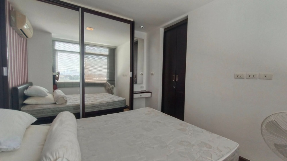 ให้เช่าคอนโดเลียบทางด่วนรามอินทรา : เจ ดับบลิว บูเลอวาร์ด ศรีวรา บิ้วอิน กั้นห้องเป็นสัดส่วน คอนโดให้เช่า J.W. Boulevard Srivara