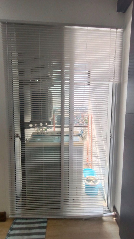 ให้เช่าคอนโดเลียบทางด่วนรามอินทรา : เจ ดับบลิว บูเลอวาร์ด ศรีวรา บิ้วอิน กั้นห้องเป็นสัดส่วน คอนโดให้เช่า J.W. Boulevard Srivara