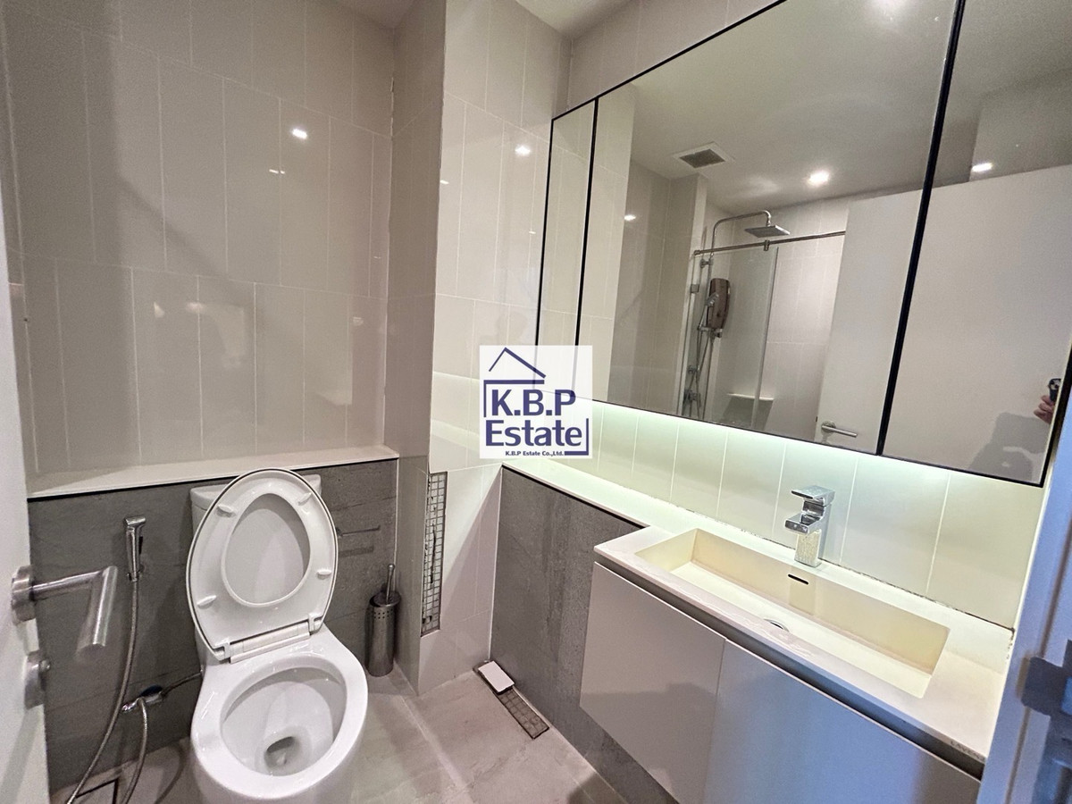 ขายคอนโดสะพานควาย จตุจักร : ขายขาดทุน The reserve phahol - pradipat /Duplex 1 Bed