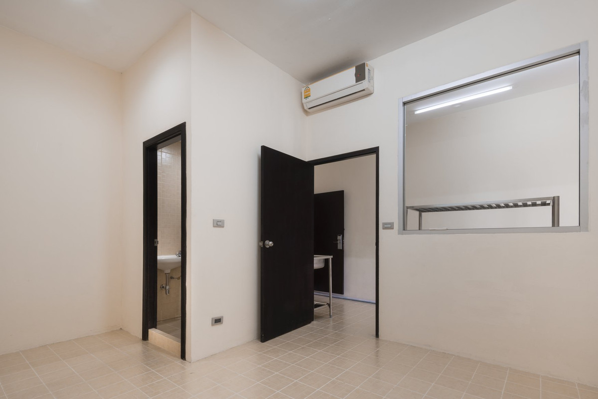 ให้เช่าคอนโดสุขุมวิท อโศก ทองหล่อ : ✨ ให้เช่าPenthouse รีโนเวทใหม่ใจกลางเมือง ขนาด 440 ตรม. เฟอร์นิเจอร์ครบ ชั้นบนสุด ใกล้BTSอโศก และMRT สุขุมวิท