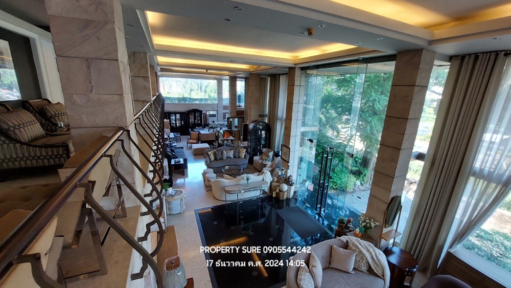 For RentOfficeYothinpattana,CDC : Office building for rent, showroom and residence, 4.5-storey stand alone building, usable area 2,000 sq m., business area near Rama 9-Lat Phrao