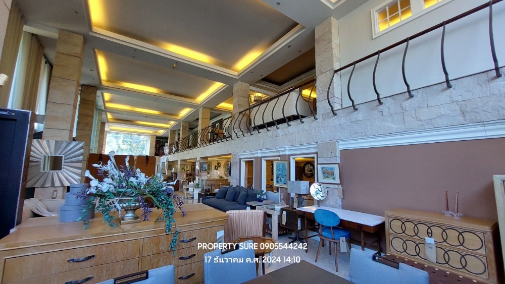 For RentOfficeYothinpattana,CDC : Office building for rent, showroom and residence, 4.5-storey stand alone building, usable area 2,000 sq m., business area near Rama 9-Lat Phrao