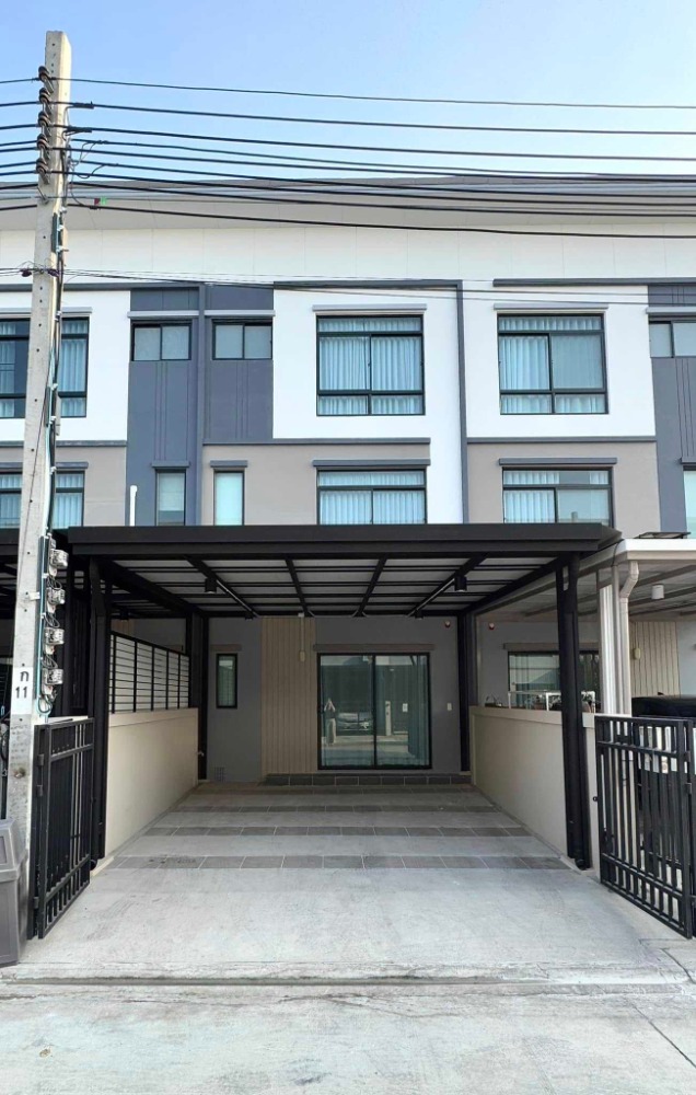 ให้เช่าทาวน์โฮมอ่อนนุช อุดมสุข : LTH11530–Townhouse FOR RENT Onnut 46 Size 34 sq.w. 136 sqm. 1 bed 3 baths Near MRT Si nut Station ONLY 38K/Month